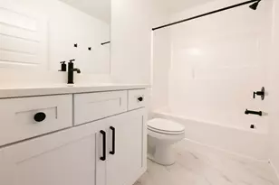 598 W Sungleam Ln, Saratoga Springs, UT 84045 - Photo 14