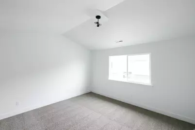 594 W Sungleam Ln #2377, Saratoga Springs, UT 84045 - Photo 8