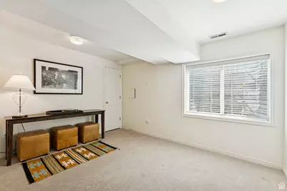 464 N D St E, Salt Lake City, UT 84103 - Photo 24