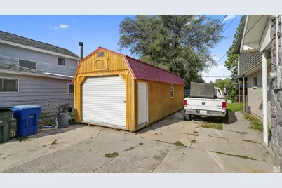 2065 Robins Ave, Ogden, UT 84401 - Photo 30