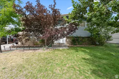 1077 E Turquoise Way S, Sandy, UT 84094 - Photo 1