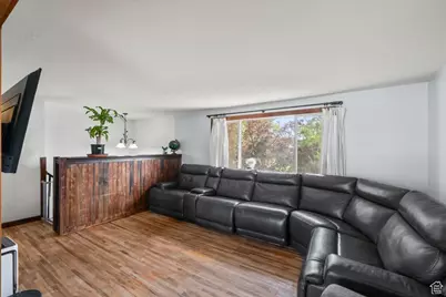 1077 E Turquoise Way S, Sandy, UT 84094 - Photo 4