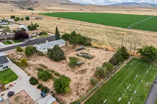 390 N 300 W, Aurora, UT 84620 - Photo 4