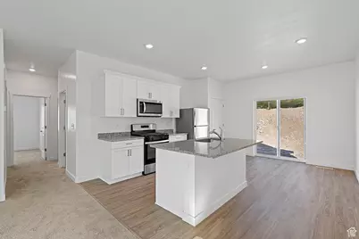 7300 Bald Eagle Way N, Eagle Mountain, UT 84005 - Photo 4