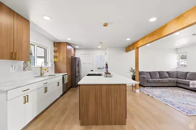 627 E 8680 S, Sandy, UT 84070 - Photo 8