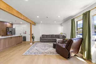 627 E 8680 S, Sandy, UT 84070 - Photo 6