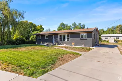 627 E 8680 S, Sandy, UT 84070 - Photo 2