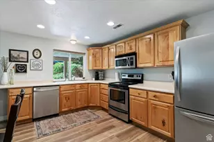 6879 Black Powder Rd, Mountain Green, UT 84050 - Photo 30