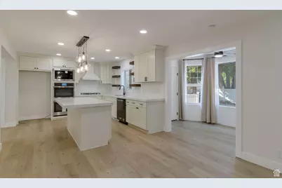 1372 Sweetwater Ln, Farmington, UT 84025 - Photo 8