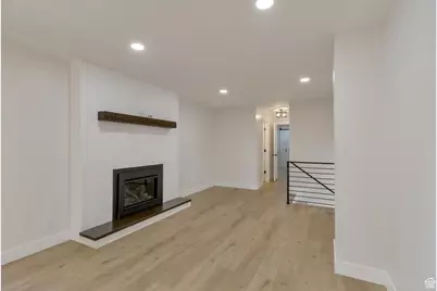 1372 Sweetwater Ln, Farmington, UT 84025 - Photo 14
