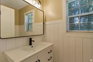 1372 Sweetwater Ln, Farmington, UT 84025 - Photo 24