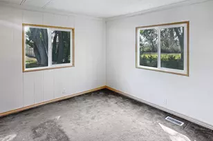 685 S Main St, Orangeville, UT 84537 - Photo 16