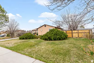 669 W Ogden Dr, Richfield, UT 84701 - Photo 2