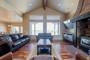 9235 S Redwash Rd, Jensen, UT 84035 - Photo 12