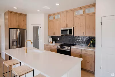 837 S 200 E #5-201, Spanish Fork, UT 84660 - Photo 8