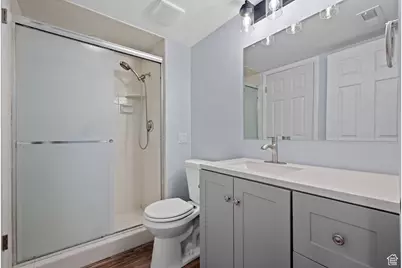 6907 S 800 E, Midvale, UT 84047 - Photo 16