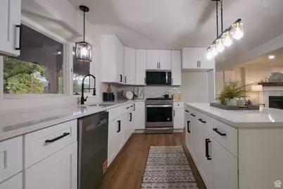 1441 N Main St, Centerville, UT 84014 - Photo 6