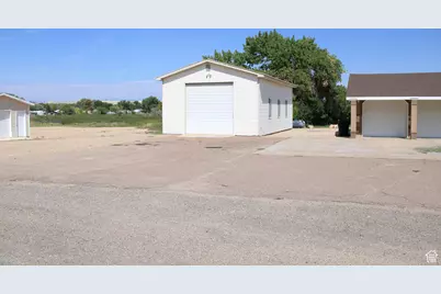 3196 W 7200 S, Myton, UT 84052 - Photo 34