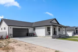 130 E 300 N, Centerfield, UT 84622 - Photo 1