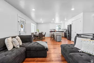 130 E 300 N, Centerfield, UT 84622 - Photo 2