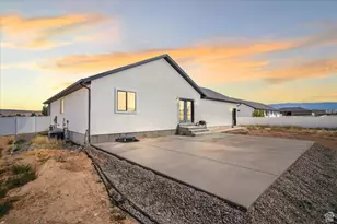 130 E 300 N, Centerfield, UT 84622 - Photo 38