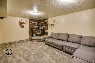 273 S 700 W, Parowan, UT 84761 - Photo 22