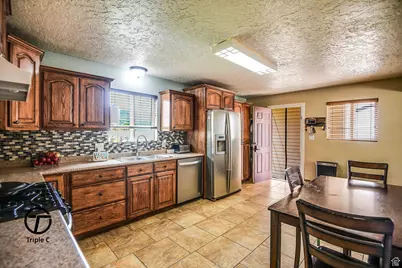 273 S 700 W, Parowan, UT 84761 - Photo 6