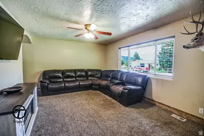 273 S 700 W, Parowan, UT 84761 - Photo 4