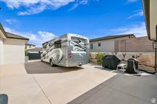 1434 E Black Brush Dr, Washington, UT 84780 - Photo 12