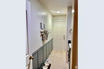 302 W Hidden Hollow Dr S, Orem, UT 84058 - Photo 14