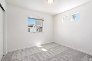 308 N Broadway Dr, Saratoga Springs, UT 84045 - Photo 16