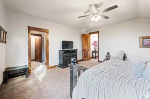 969 E Outlaw Gulch, Washington, UT 84780 - Photo 40