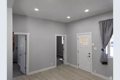 355 S 1000 W, Salt Lake City, UT 84104 - Photo 2