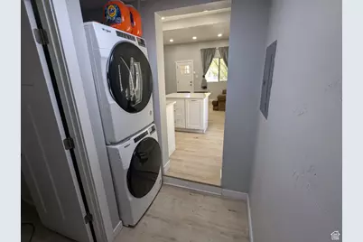 355 S 1000 W, Salt Lake City, UT 84104 - Photo 8