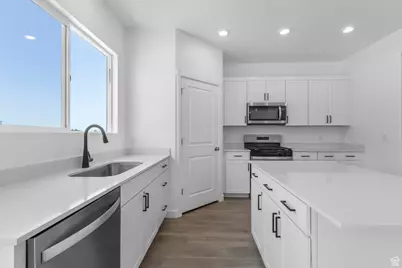 882 N 1650 E #265, Salem, UT 84653 - Photo 4