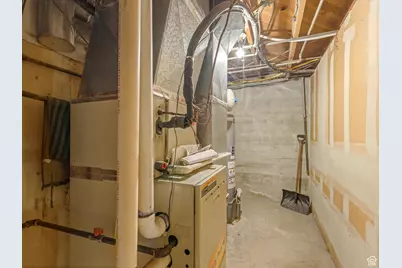 1410 N 200 W, Bountiful, UT 84010 - Photo 12