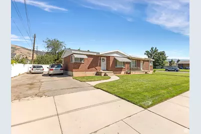 1410 N 200 W, Bountiful, UT 84010 - Photo 2