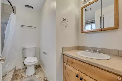 1289 S 675 W, Woods Cross, UT 84087 - Photo 8