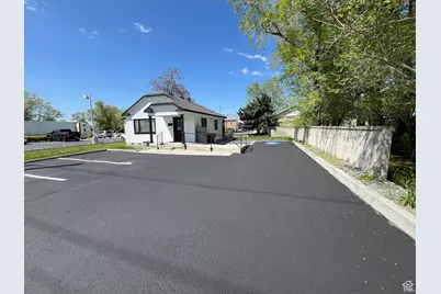 15 E 8800 S, Sandy, UT 84070 - Photo 4