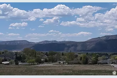 300 N 800 E #9, Manti, UT 84642 - Photo 6