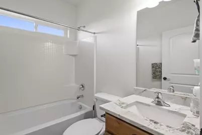 256 W Pear St, Grantsville, UT 84029 - Photo 14