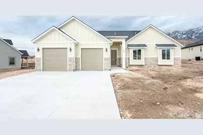 1616 W 3125 N #7, Pleasant View, UT 84414 - Photo 1