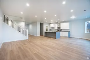 1616 W 3125 N, Pleasant View, UT 84414 - Photo 4