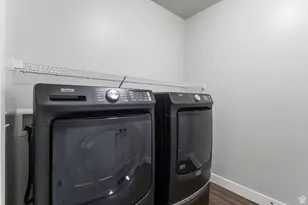 1834 W Newcastle Ln, Saratoga Springs, UT 84045 - Photo 16