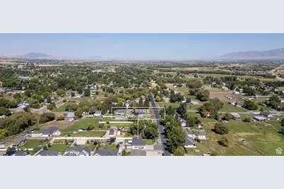 275 S 300 E, Wellsville, UT 84339 - Photo 66