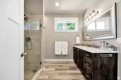 275 S 300 E, Wellsville, UT 84339 - Photo 20