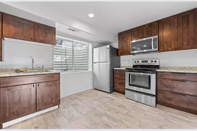 5841 W First Light Cir S, Herriman, UT 84096 - Photo 18