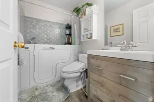 5841 W First Light Cir S, Herriman, UT 84096 - Photo 10