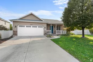 5841 W First Light Cir S, Herriman, UT 84096 - Photo 2