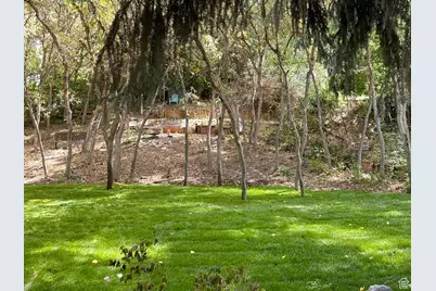 3442 Navajo Ln, Provo, UT 84604 - Photo 38